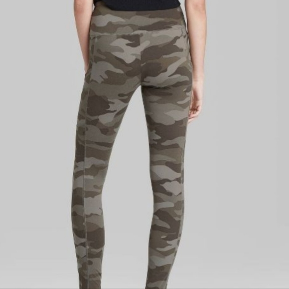 Women's High-Waisted Ultra Soft Leggings - Wild Fable™ Size M, XL - Picture 3 of 4